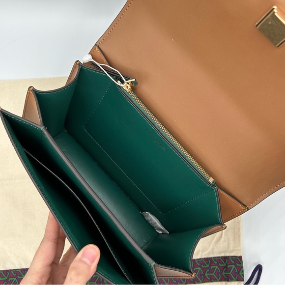 Tory Burch Eleanor Bag - Picture 7 of 11